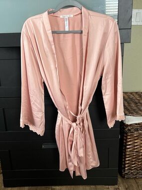 Flora Nikrooz Blush Pink Satin Tie-Waist Robe with Lace Trim
